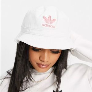 Adidas original logo bucket hat